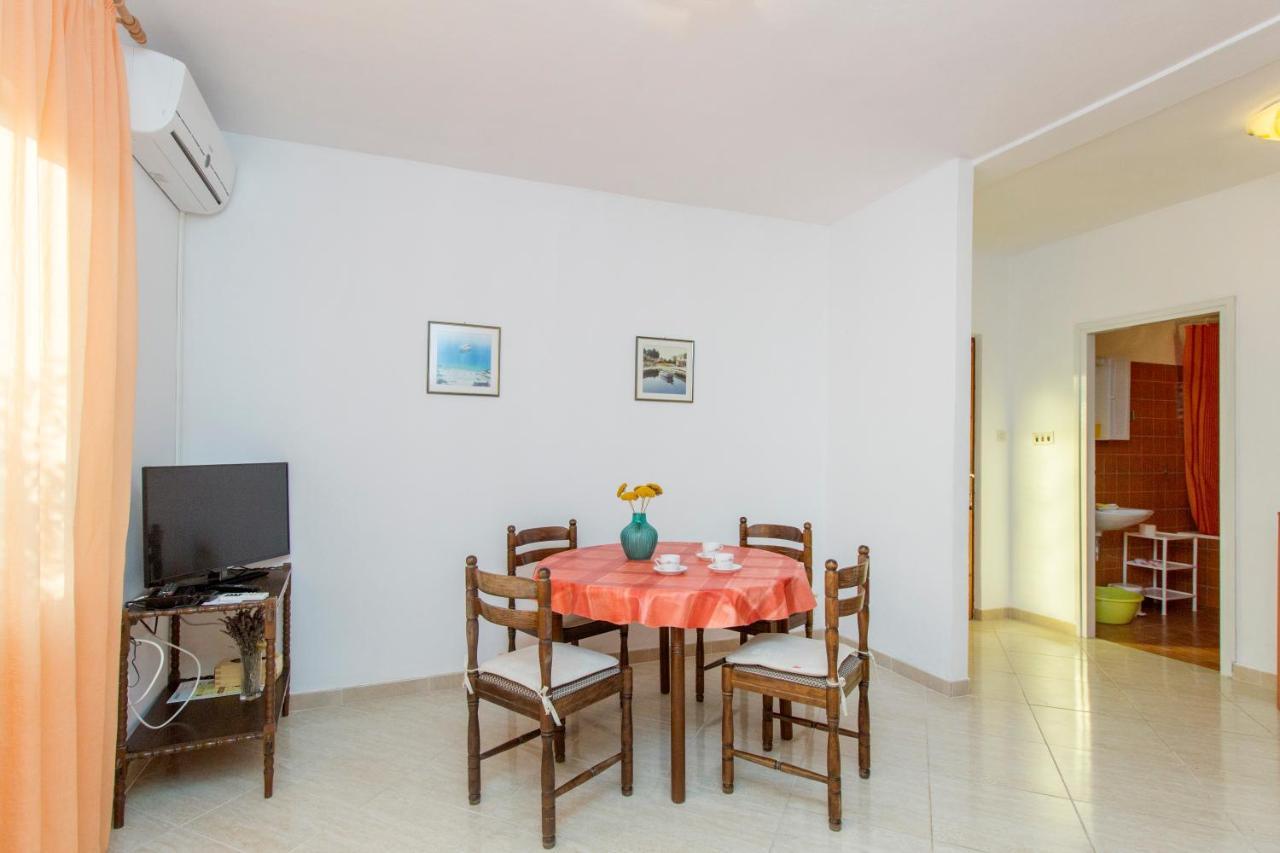 Apartments Ivan ヴォディツェ エクステリア 写真